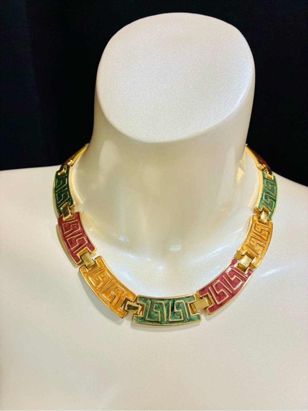 VTG Earthy Gold-Tone Multicolor Enamel Greek Key Collar Necklace 80s Casual EUC